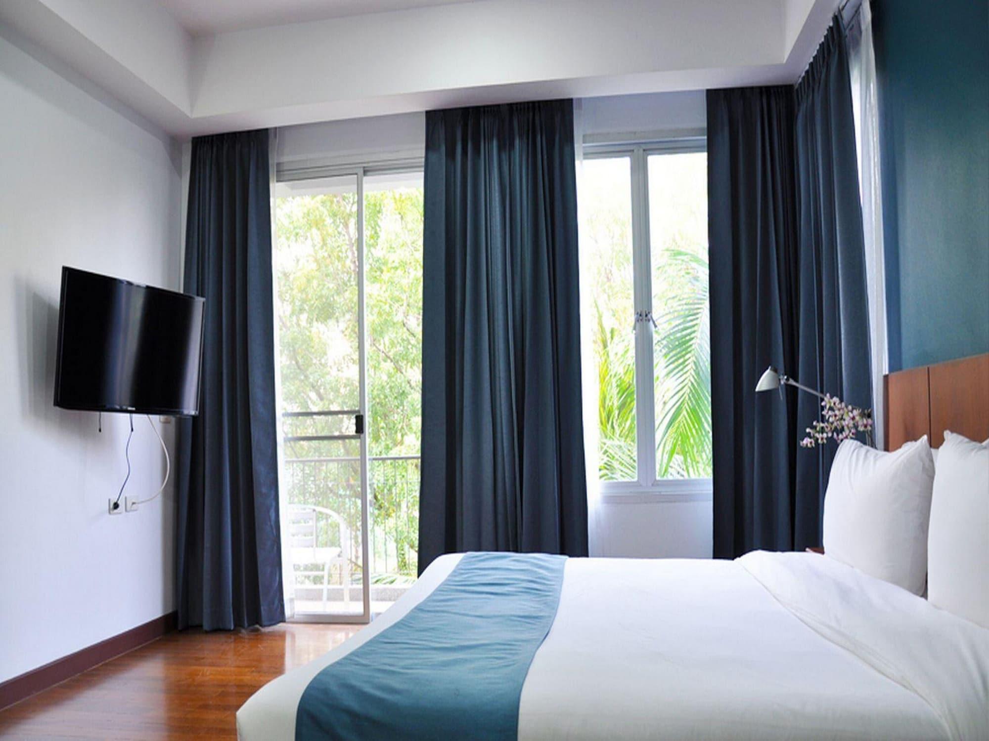The Leela & 4* Pattaya