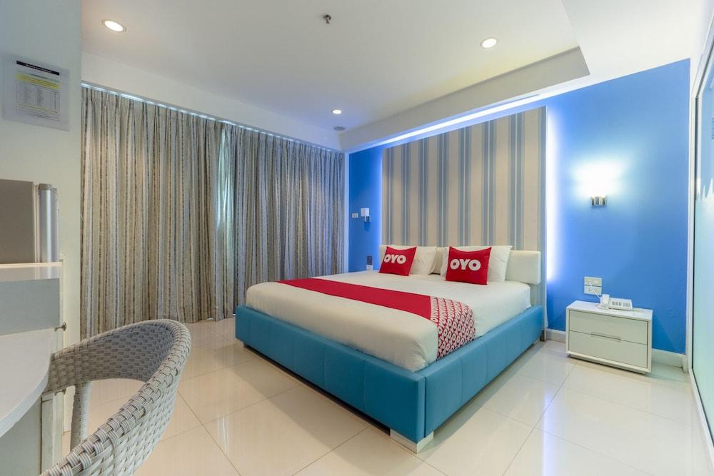 Access Hotel