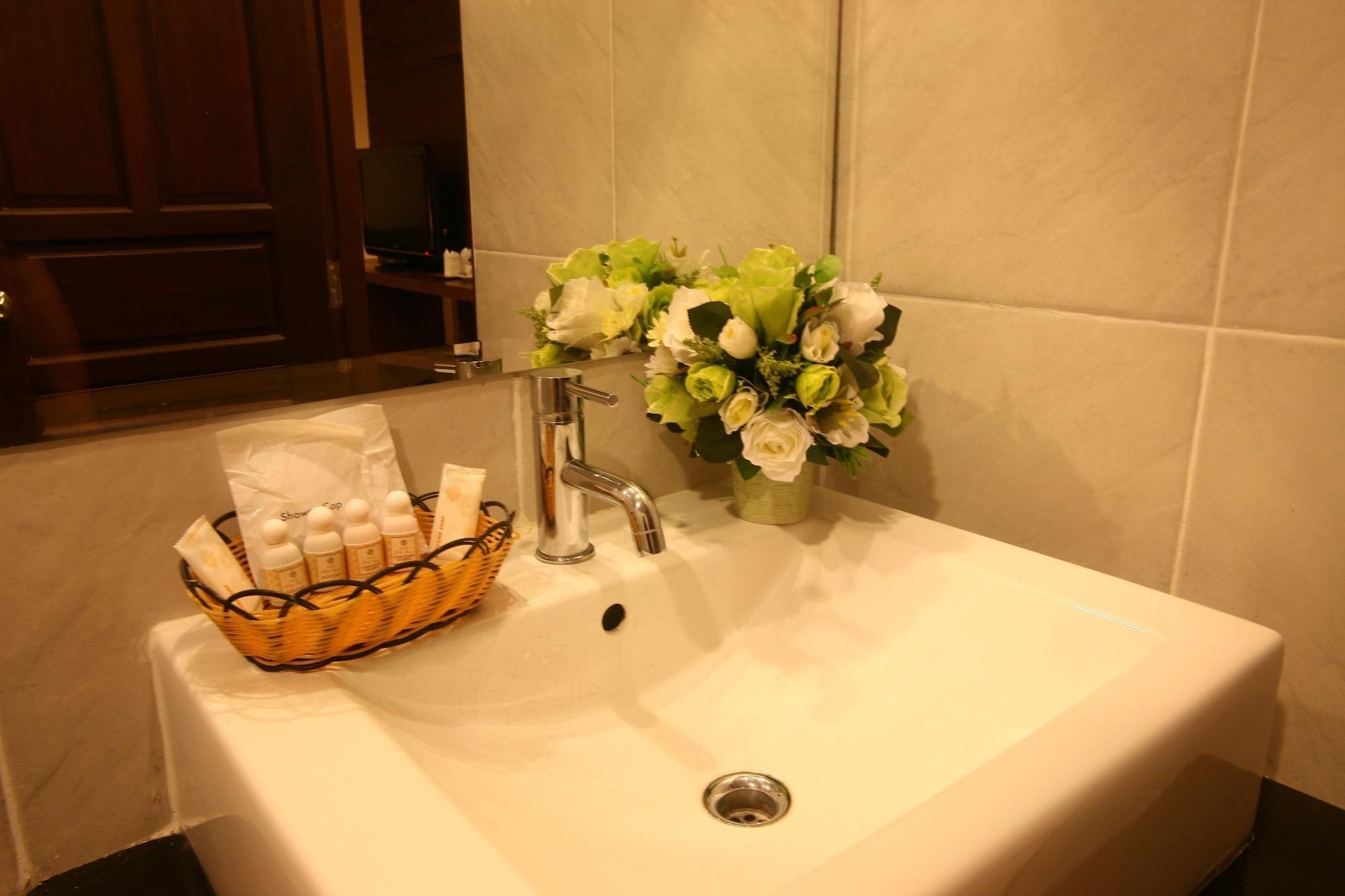 Hotel Honey 3*