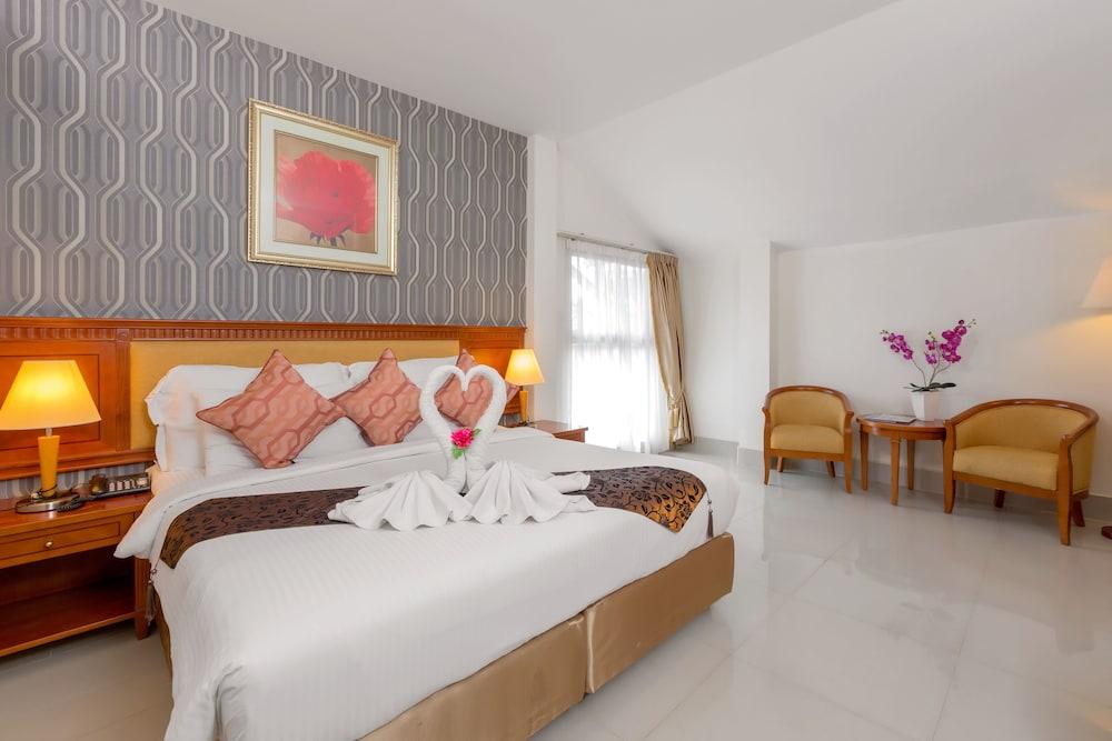 The Golden Boutique And Hotel