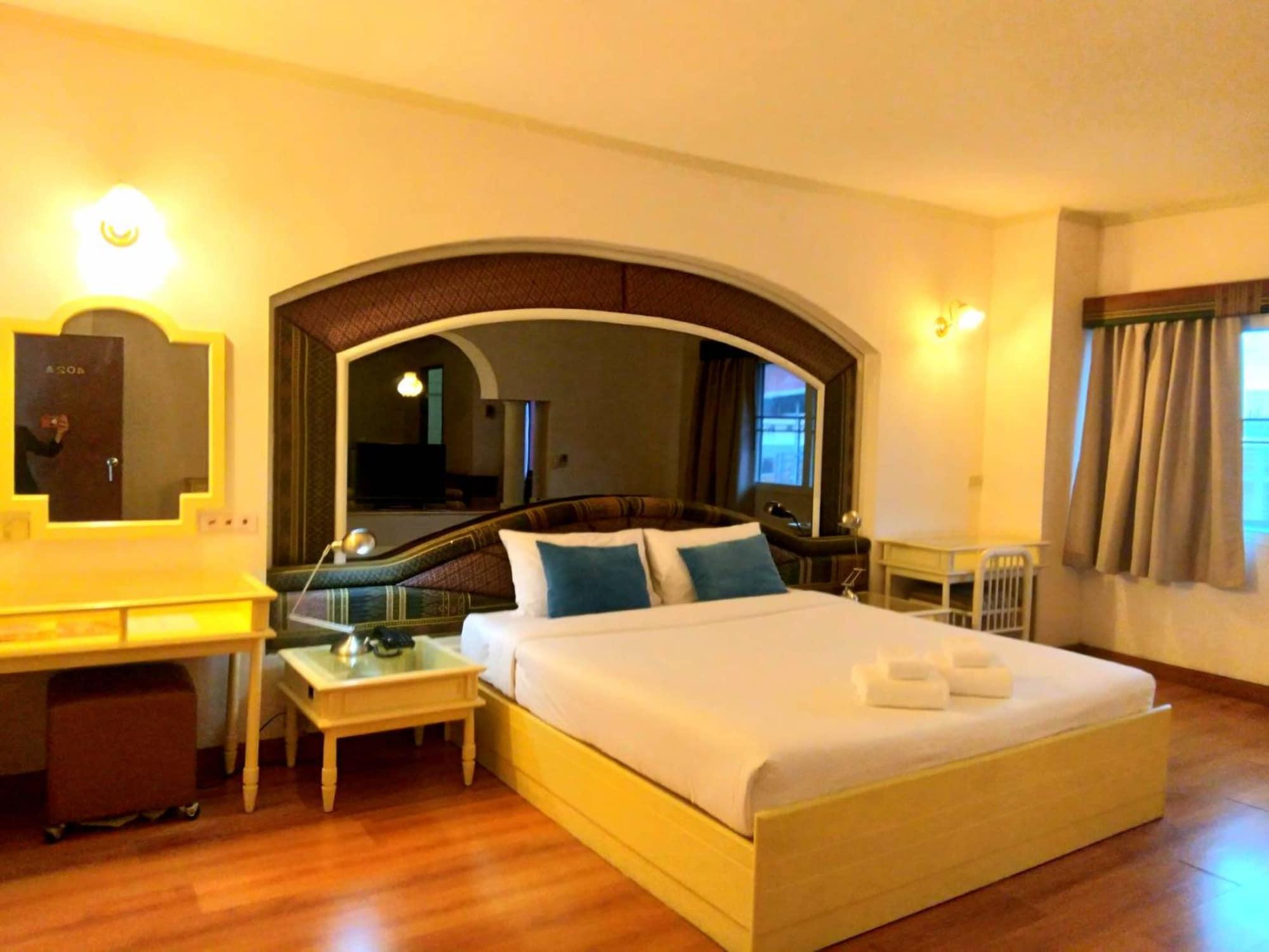 Cloudotel Walking Street 4* Pattaya