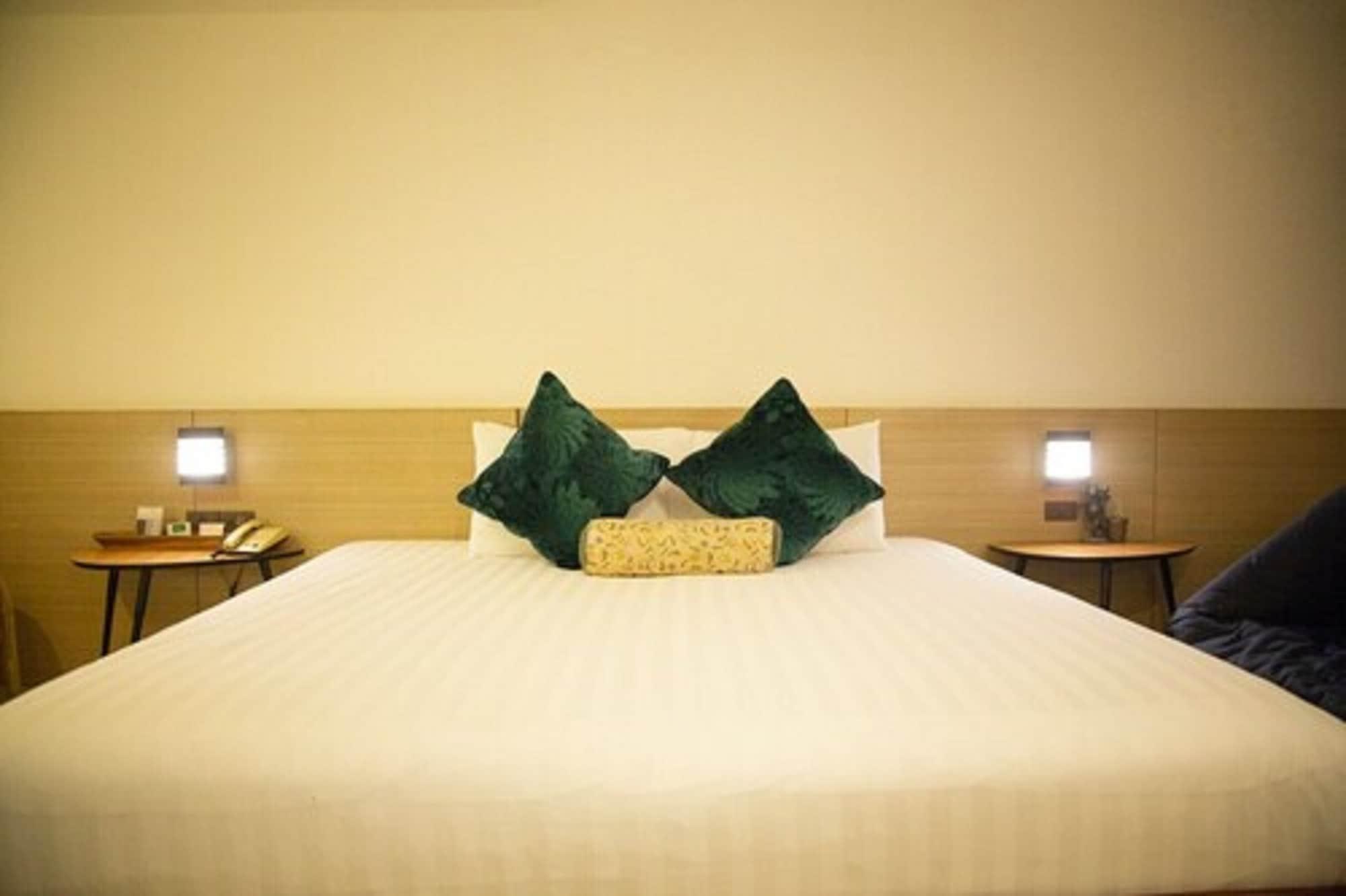 Baboona Beachfront Living Pattaya