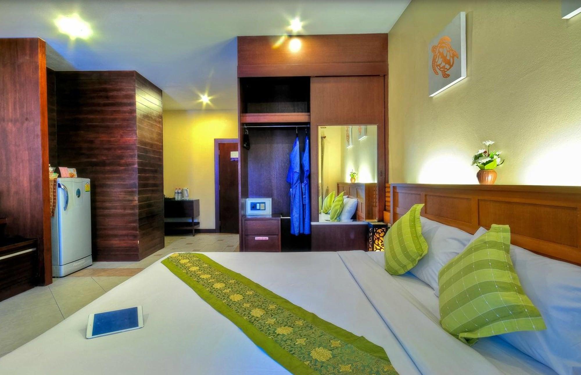 Gazebo Resort,