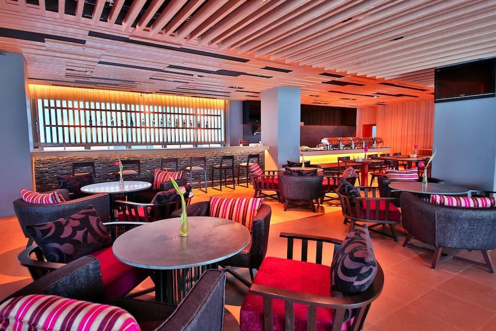 Hotel The Sun Xclusive