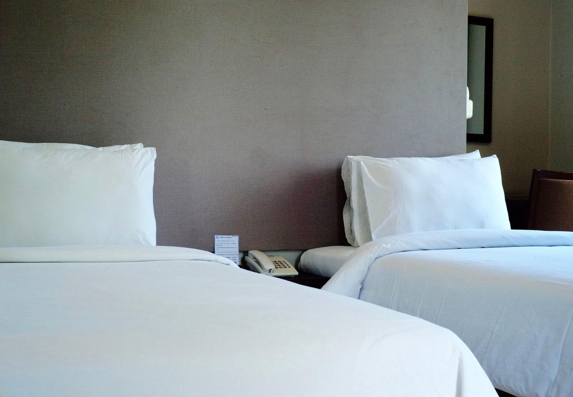J Park Hotel 4*