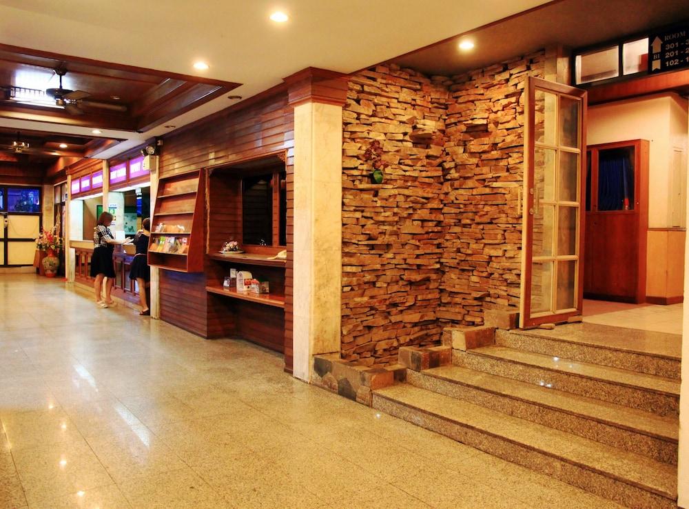 Hotel Seashore By Compass Hospitality Pattaya
