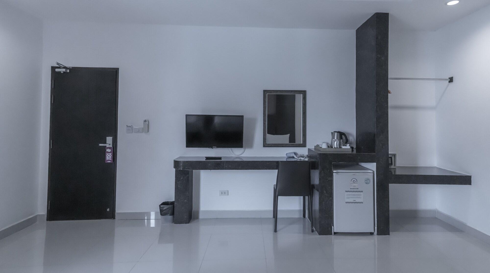 Tribe Hotel 3*