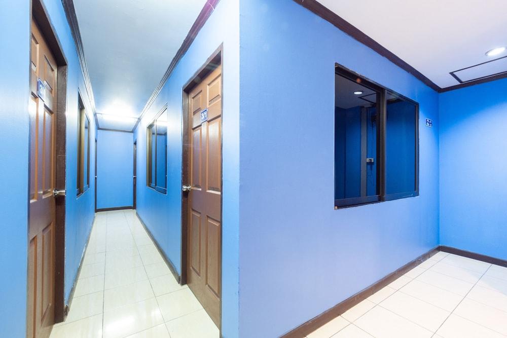 Hotel Diyana 2*