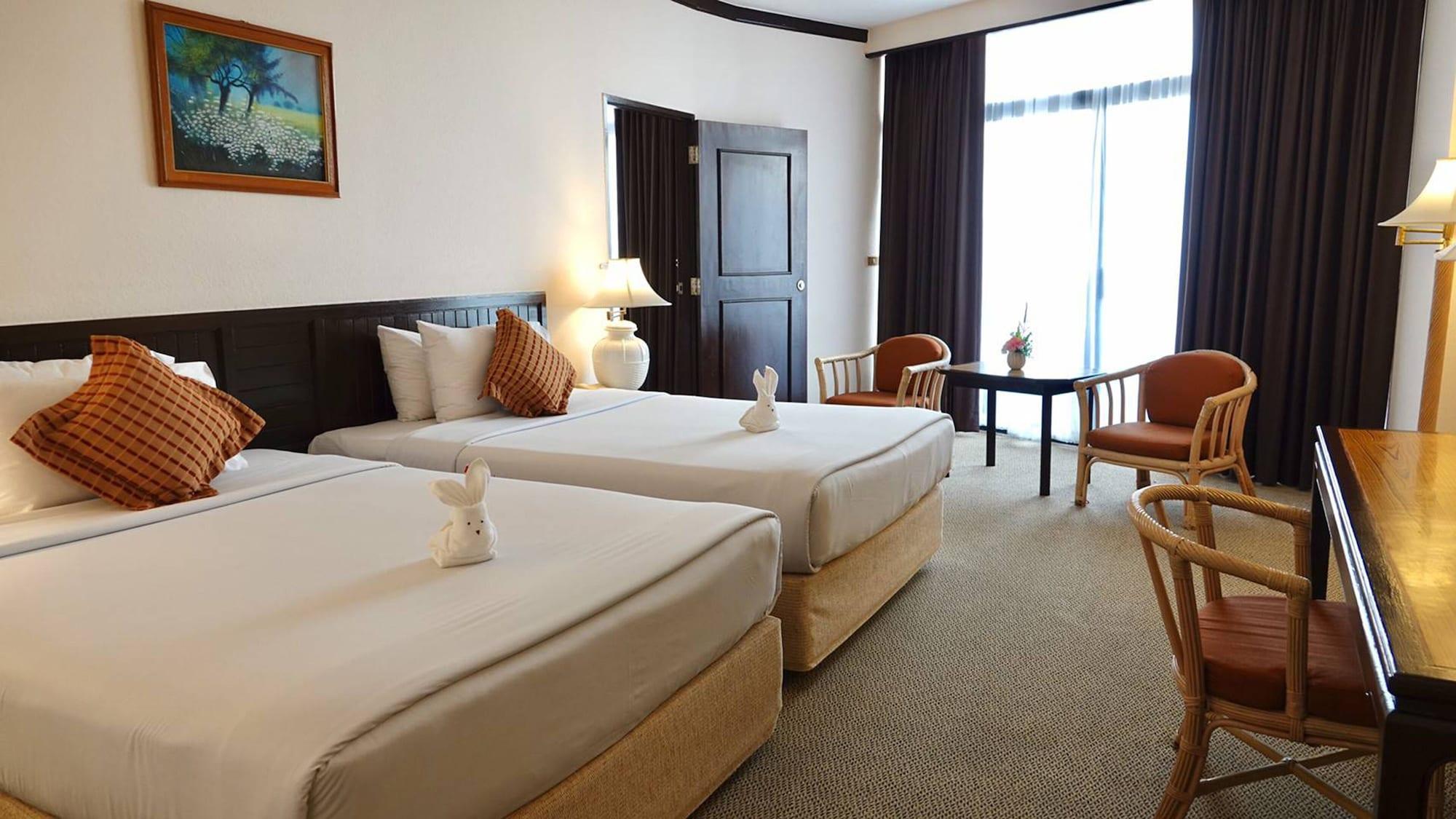 Ambassador Jomtien Ocean Wing - Sha 4* Pattaya