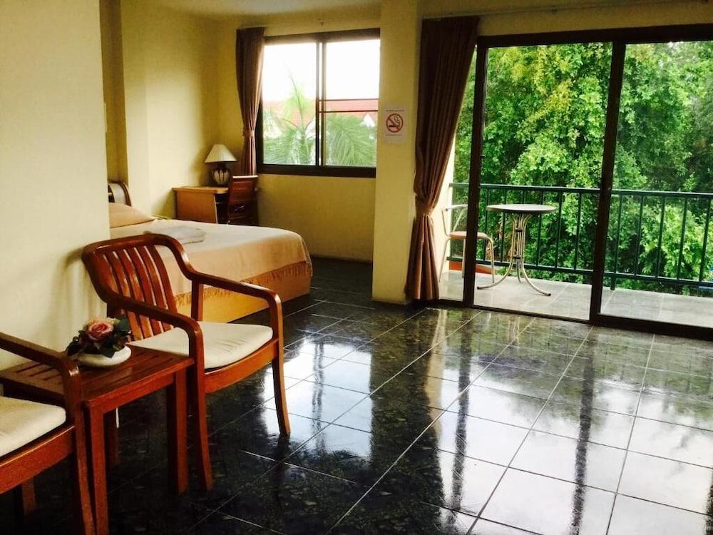 Shagwell Mansions Pattaya