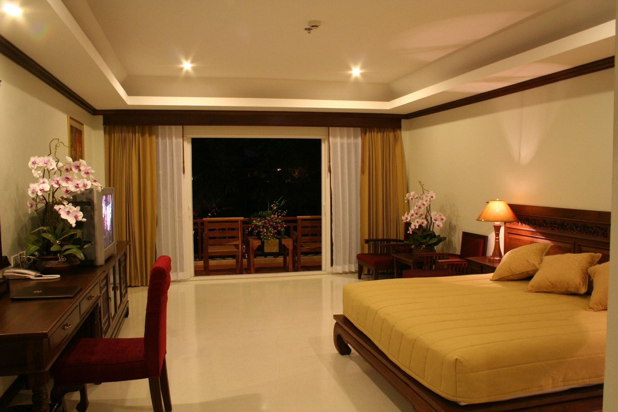 Avalon 4* Pattaya