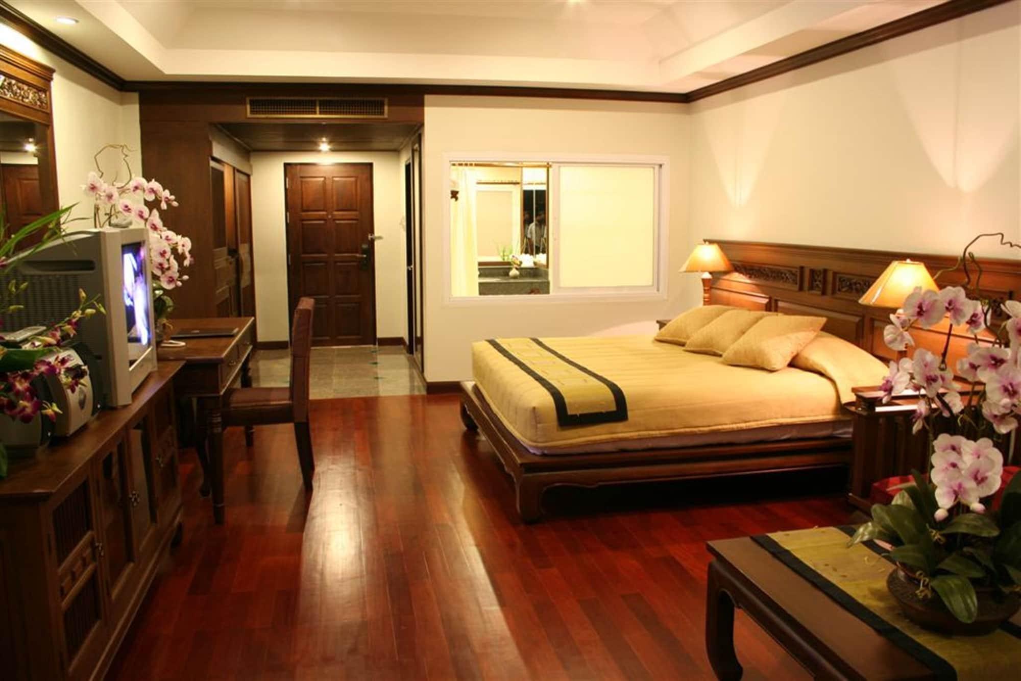 Avalon 4* Pattaya