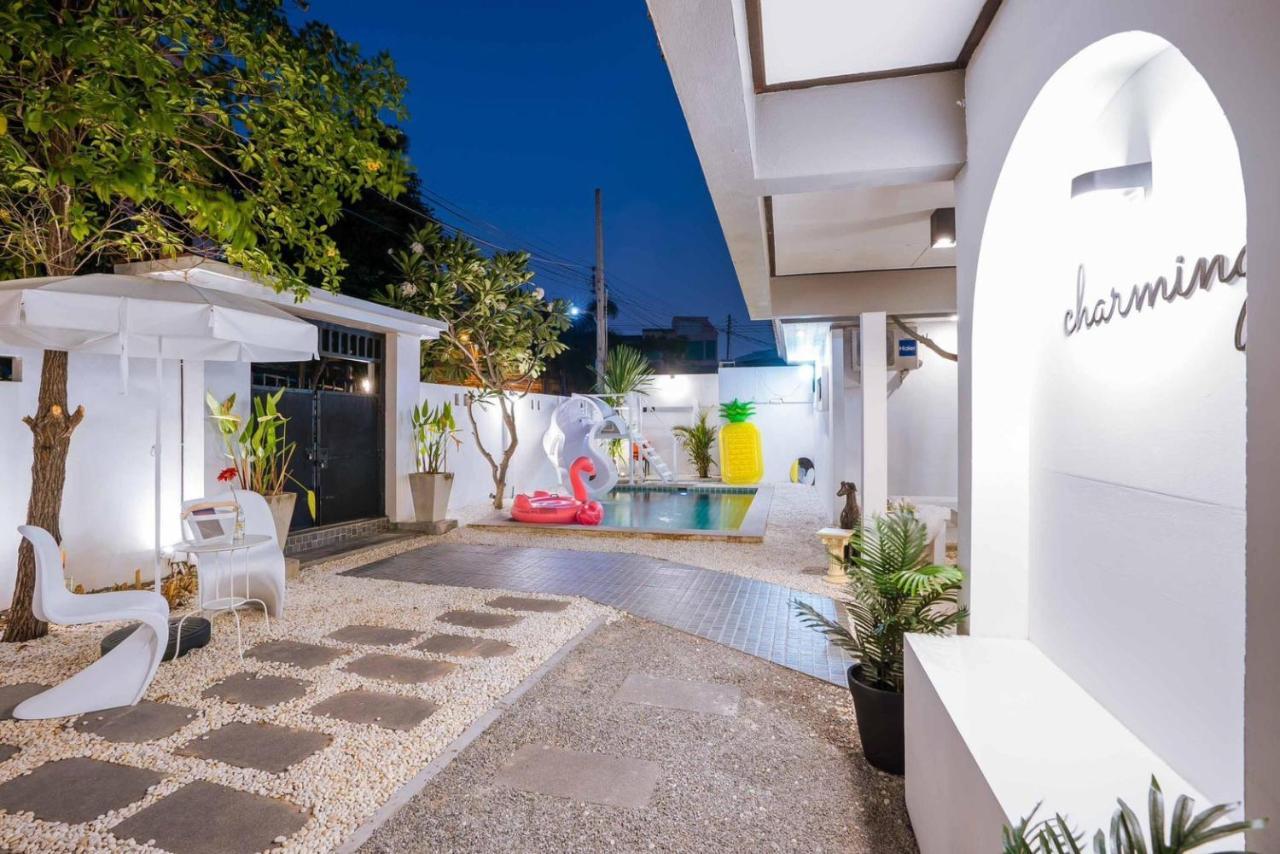 Villa Charming House Poolvilla *