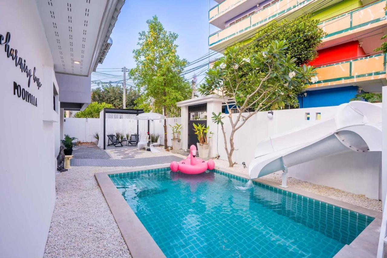 Villa Charming House Poolvilla