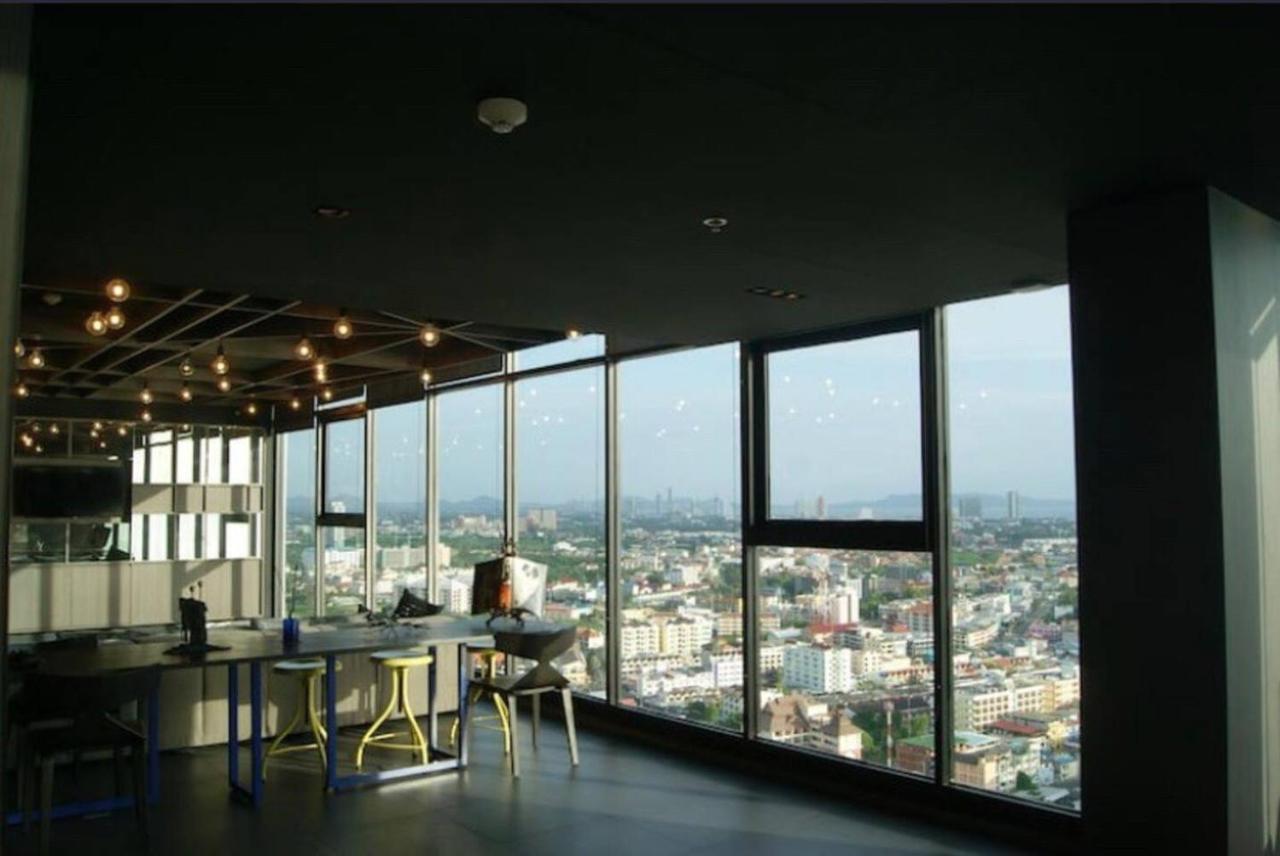 The Base Prime * Pattaya