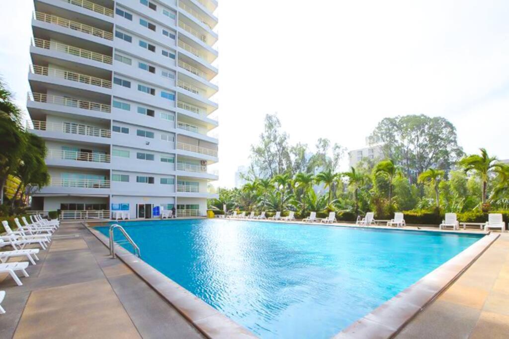 Apartment Beachfront Retreat King Size Studio At Iconic Vt6!