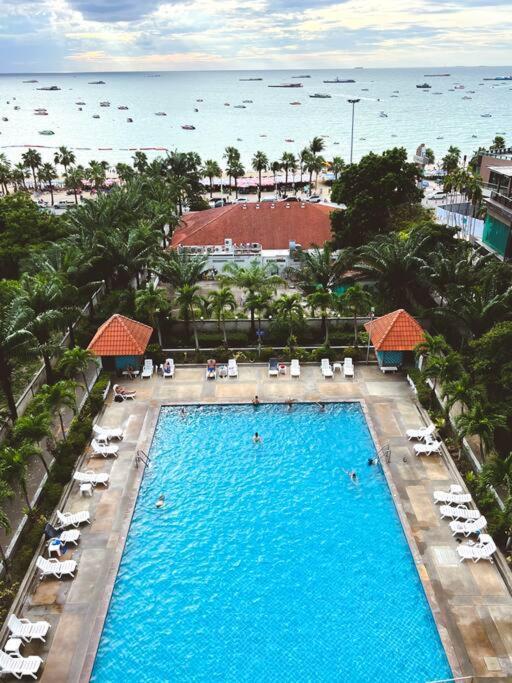 Apartment Beachfront Retreat King Size Studio At Iconic Vt6! *