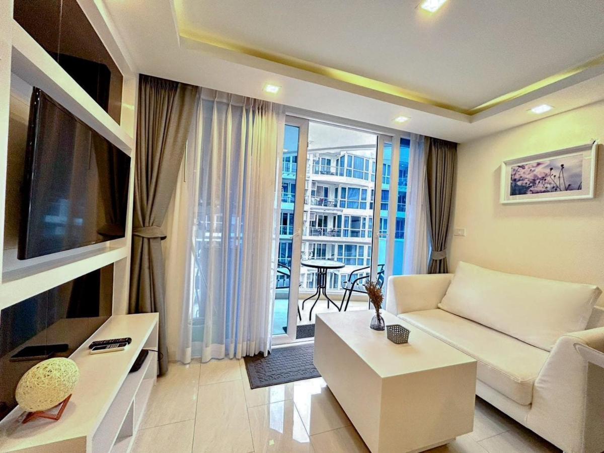 Grand Avenue * Pattaya