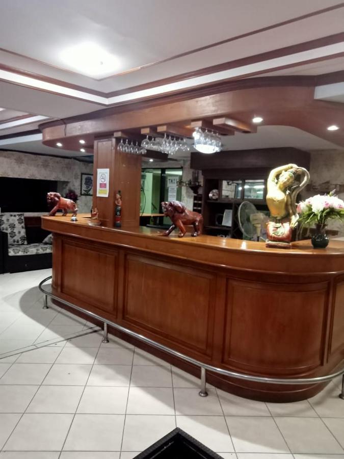 Kingfisher House And Bar 3* Pattaya