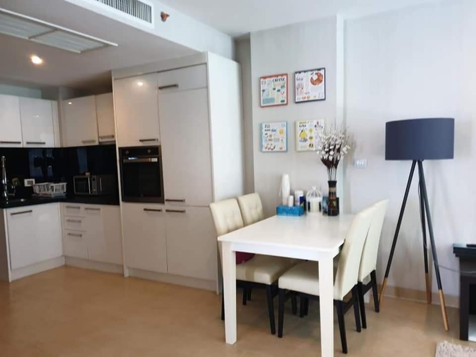 Centara Avenue 2 Bedrooms Pool View Pattaya