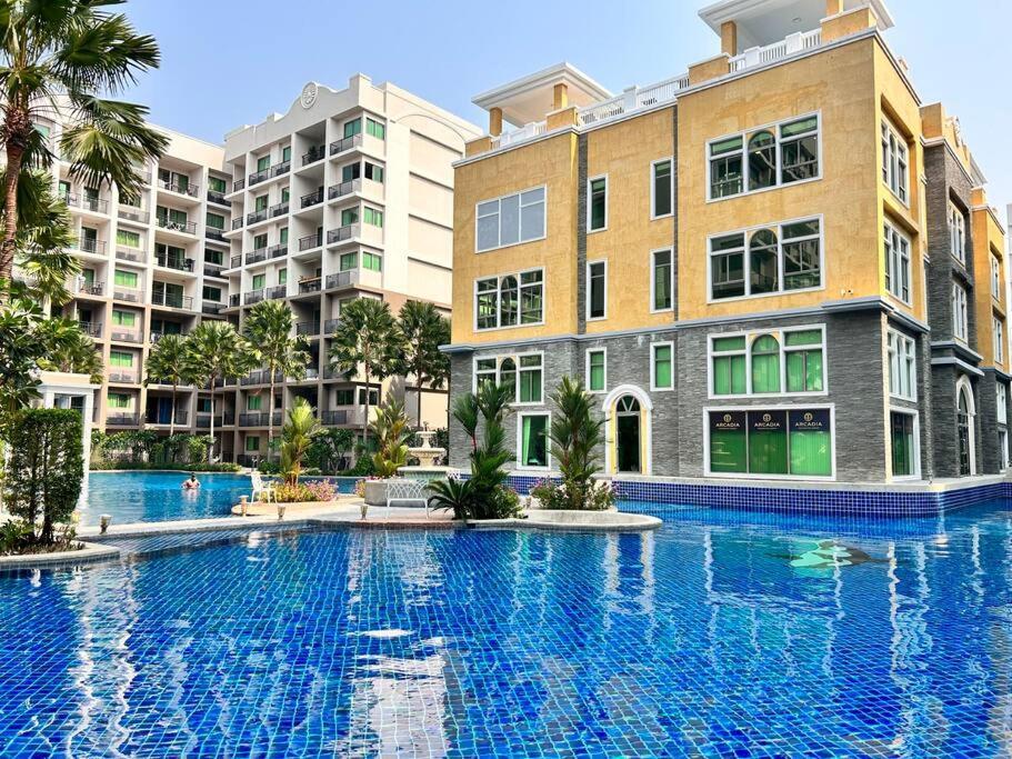 Apartment Arcadia市中心 超大泳池 一室套房 风月步行街中心区域 Pattaya