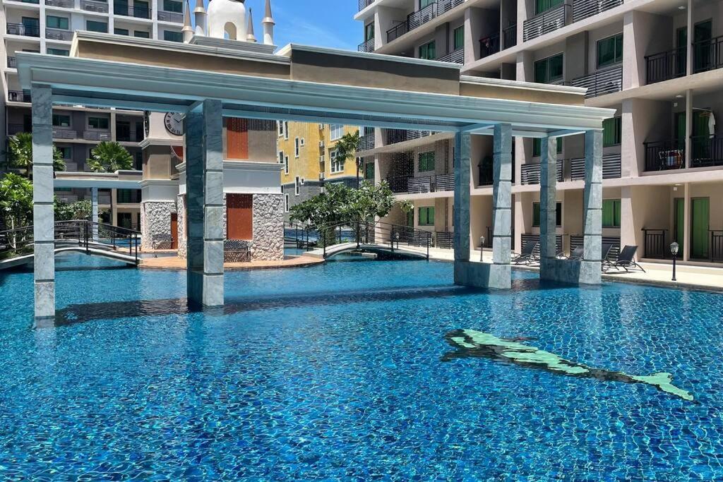 Arcadia Condo: Spacious 3-room With Entertainment & Amenities Apartment *