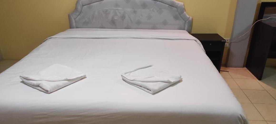 Bed & Breakfast Silver Spoon Restaurant & Bar