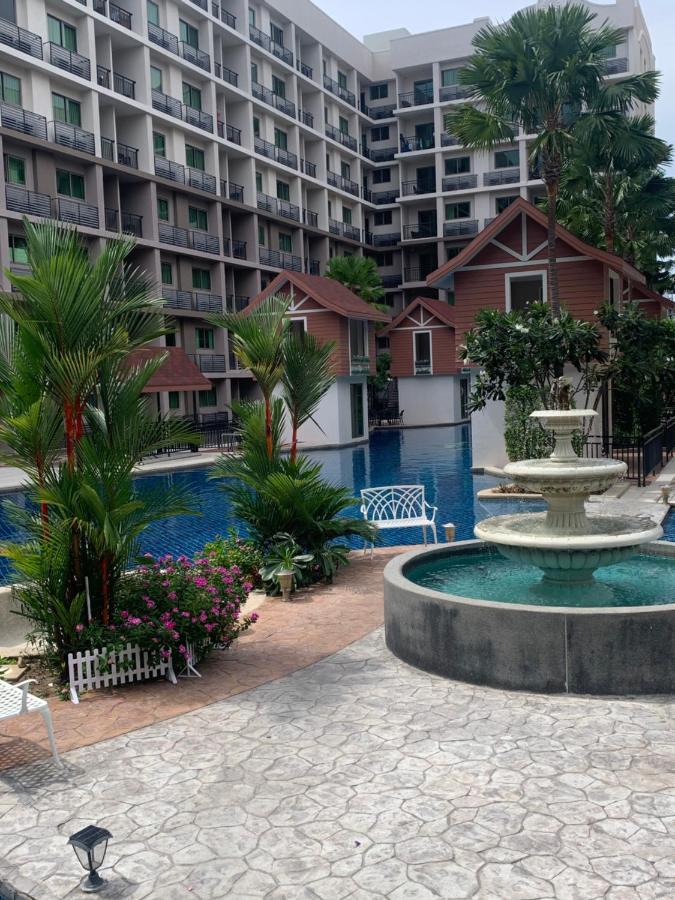 High Floor Arcadia: Pool View Near Walking Street