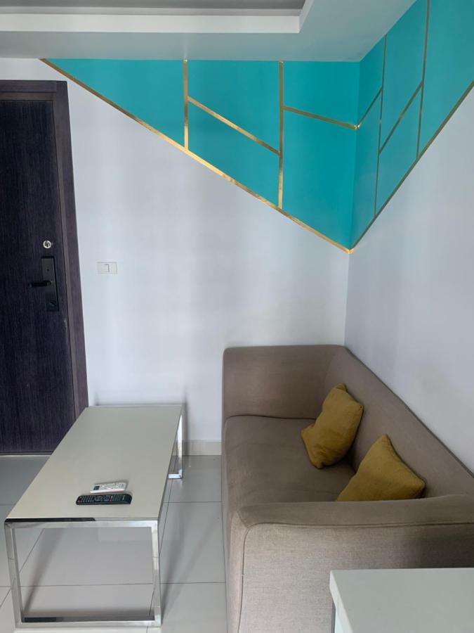 High Floor Arcadia: Pool View Near Walking Street Pattaya