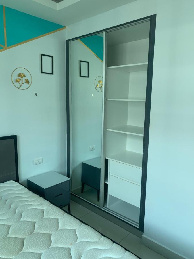 High Floor Arcadia: Pool View Near Walking Street Pattaya