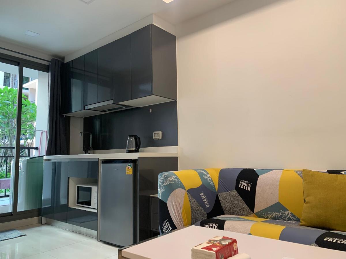 C1a1步行街附近 豪华公寓 1楼直通泳池arcadia 高速网络智能电视 Pangsapuri Pattaya