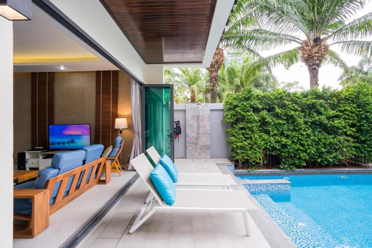 Hollywood Pool Villa *