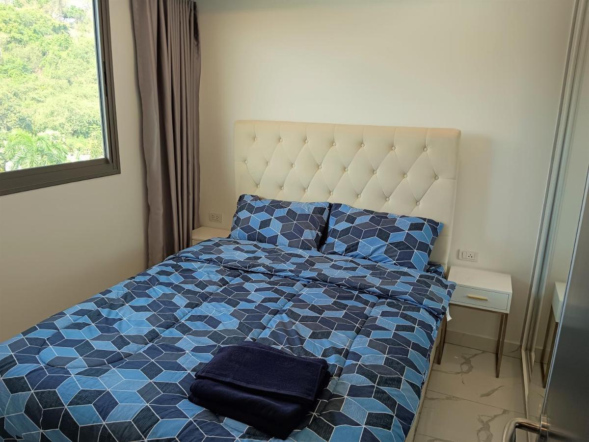 Arcadia Center Apartment