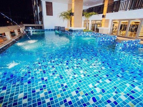 March Hotel 3*
