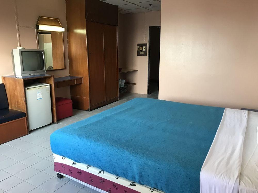 Hotel 7 Days Premium