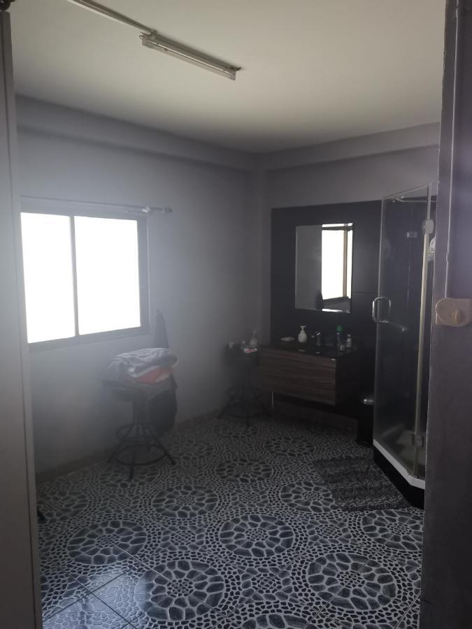 Apartment Paris Is *