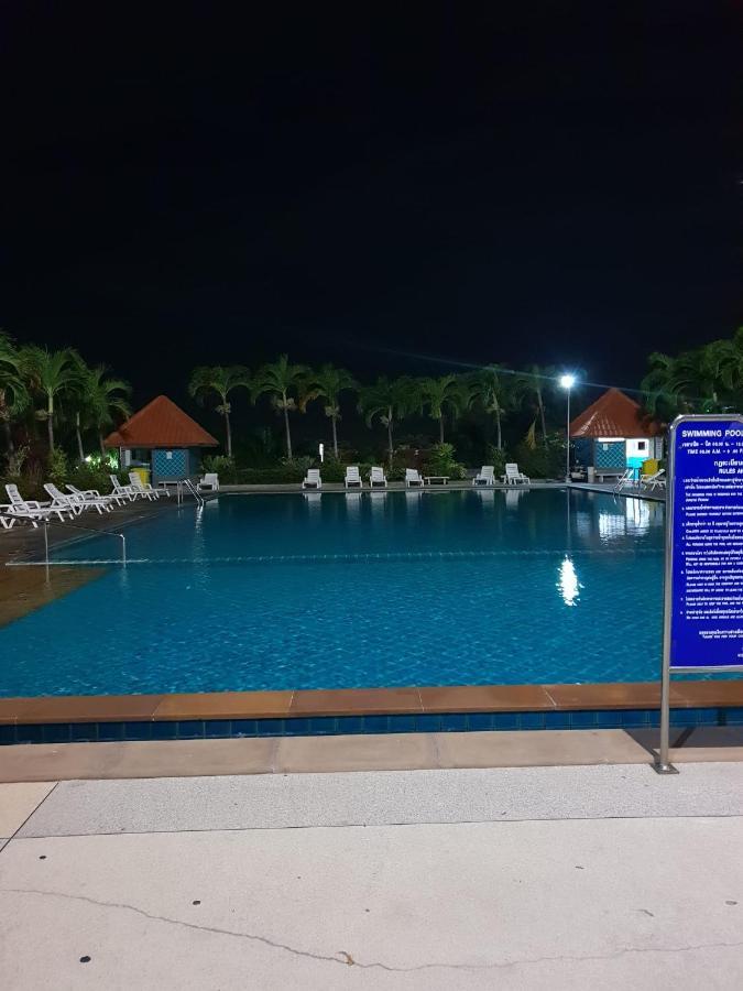 Walking Street Side View Talay 6 Apartment Pattaya