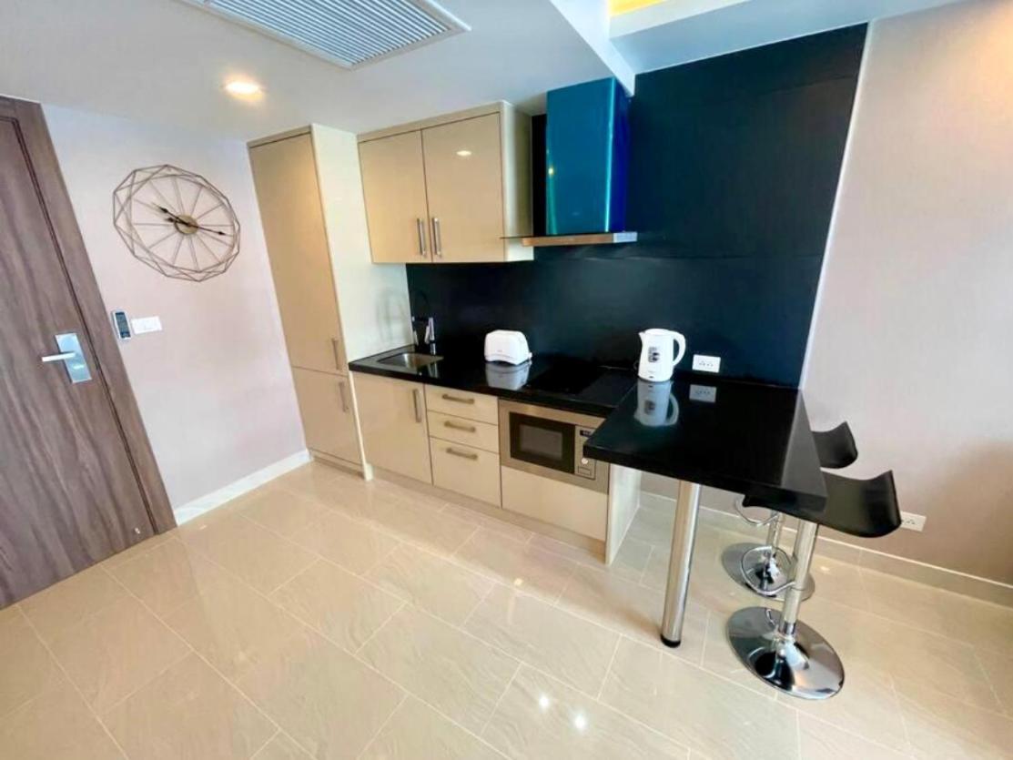 Apartment Large Deluxe Grand Avenue