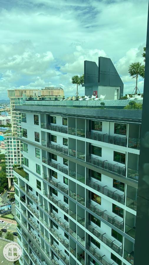 芭提雅步行街arcadla Mlllennlum Tower Pattaya