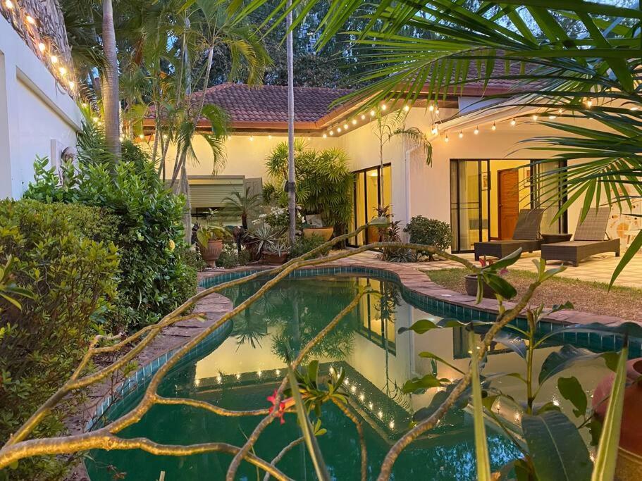 Villa 50m,near Walking St,3+2br Pattaya