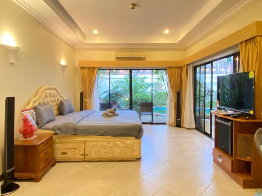 Villa 50m,near Walking St,3+2br Pattaya