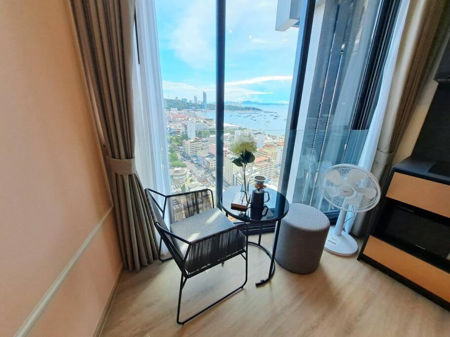 Downtown Chic High Floor #es54624 * Pattaya