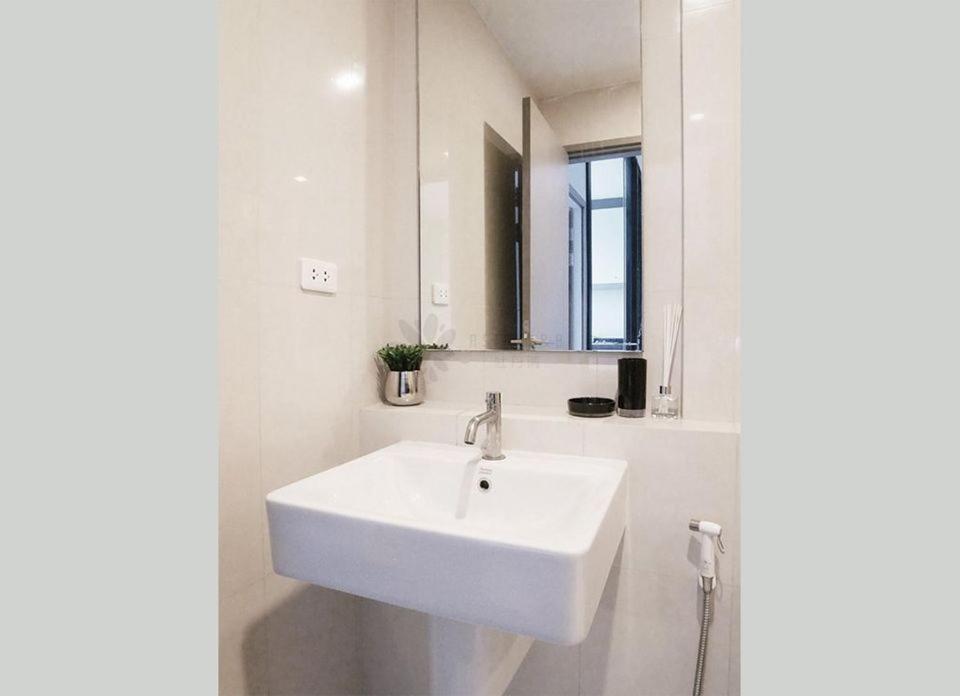 The Base Pattaya/gyml/pool/good View * Pattaya