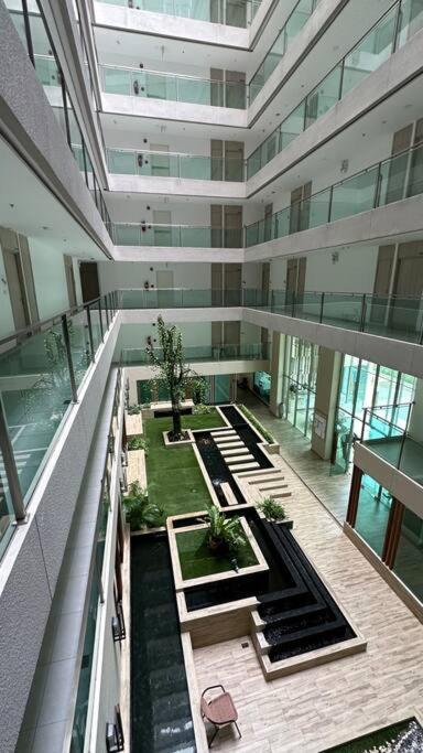 Cosy 1 Bedroom Pratamnak Area Pattaya