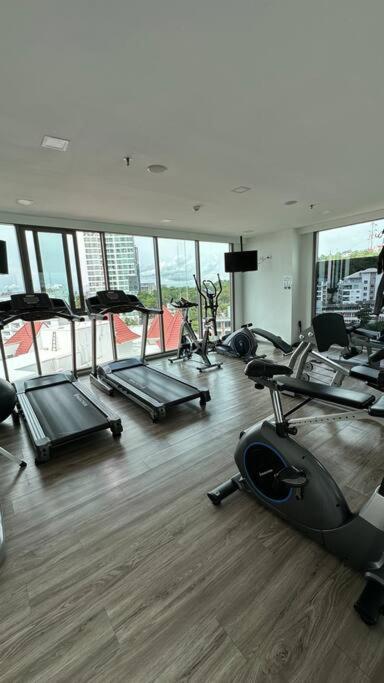 Cosy 1 Bedroom Pratamnak Area Apartment