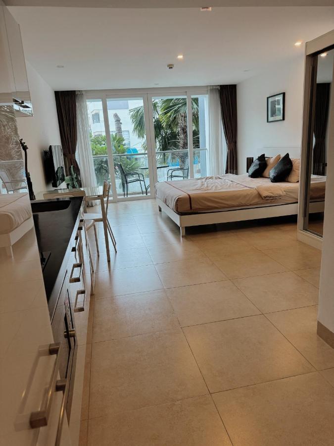 Centara Avenue Residences 1 Bedroom Center Near Walking Street *