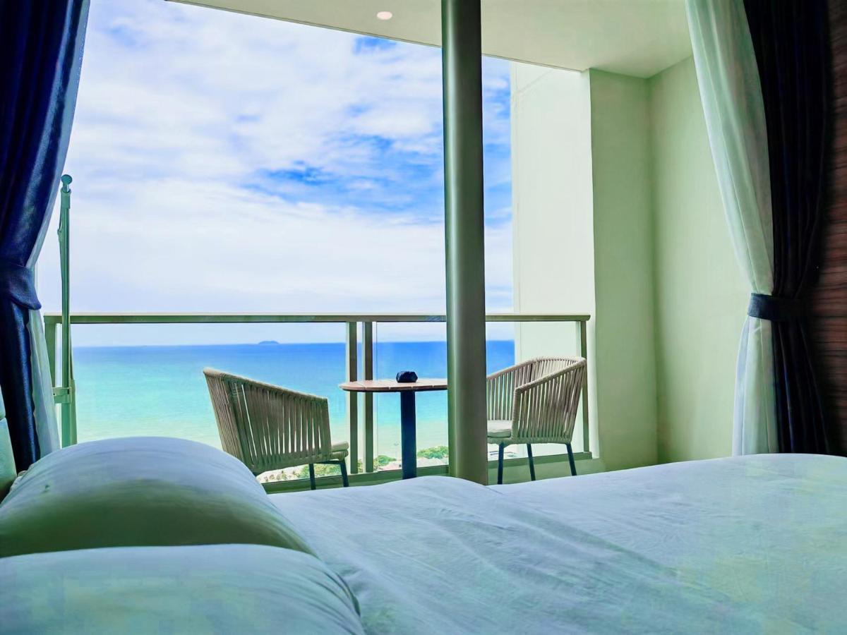 芭提雅高层海景奢华公寓the Riviera Jomtien生香家直达海滩 售空 Apartment Pattaya