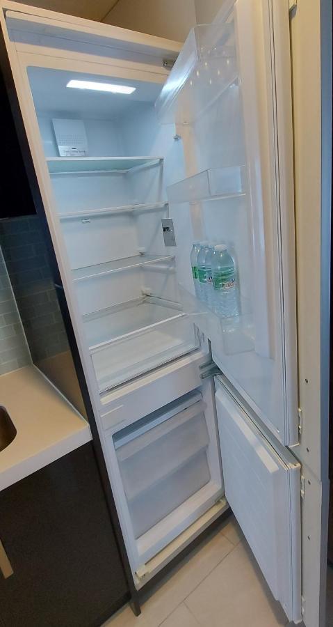 Apartment Grand Avenue - Luxury - 2 Bedroom 2 Baths - Pool-view *