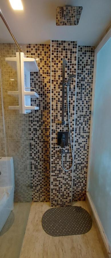 Apartment Grand Avenue - Luxury - 2 Bedroom 2 Baths - Pool-view Pattaya