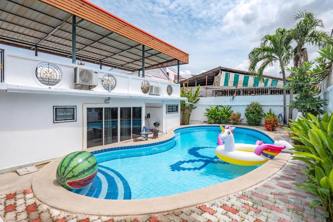 Villa Deluxe 3 Bedrooms With Fancy Pool In Downtown